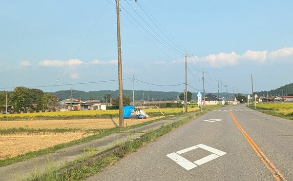 クマが目撃された現場近く。住宅が点在している＝１日午後、さくら市早乙女