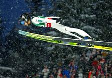 小林朔太郎ら2回目進めず