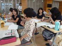 塩谷地区小学校国語研究部会／授業での新聞活用法学ぶ