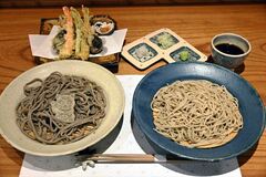 【推しの逸品】２種類から風味選べる　１合そば　Hanabusa（宇都宮）