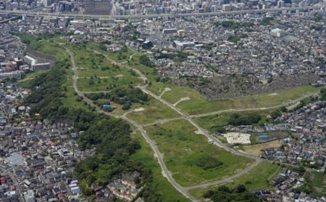 　横浜市の「根岸住宅地区」＝１９日（共同通信社ヘリから）