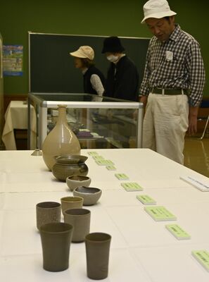 初公開作品も並ぶ「かなめ焼」のテーマ展