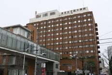 優先されるべきは被告の黙秘権か、被害者参加制度か