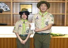 最高位「菊」受章