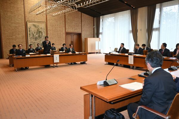 LRTの東武宇都宮線乗り入れを検討する協議会=27日午後、県公館