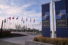 米次官、ＮＡＴＯ変革要求