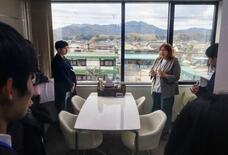 【地方の女性弁護士不足】遠方へ依頼、「人権問題」