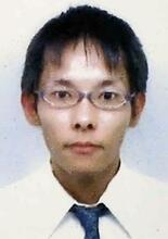 手配の男、公共交通を利用か
