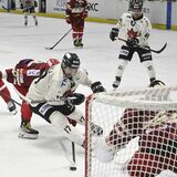 全日本アイスホッケー、３連覇狙うバックスあす初戦　決定力不足が課題　リーグ戦への弾みに