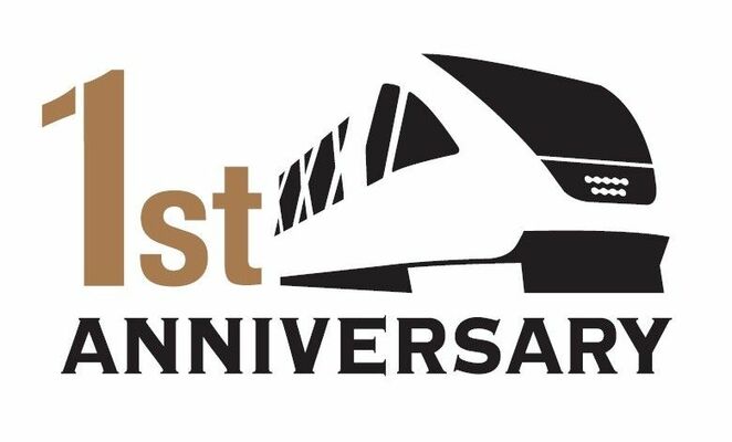スペーシアＸの運行１周年を記念したロゴマーク（東武鉄道提供）