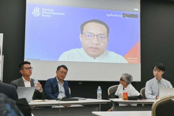 ミャンマー軍事政権が実施する総選挙を巡り、東京都内で開かれた民主派の政治組織の幹部らによる記者会見=8日