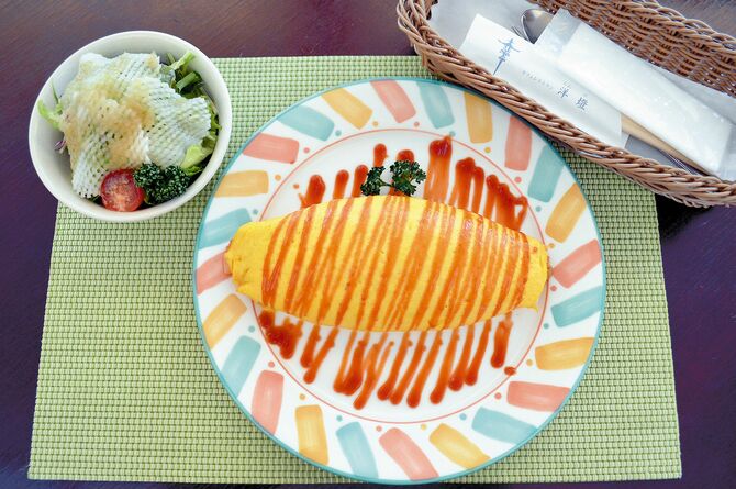 ふんわりと包んだ「那須御養卵のオムライス」