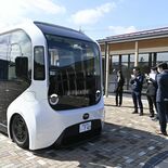 「イーパレット」栃木県で初展示　トヨタ開発の電気自動車　物流や移動サー…