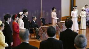 題「明」、悠仁さま初参列