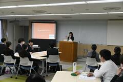 性と健康 ケア学ぶ