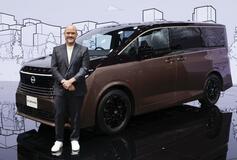 エルグランド新型出展