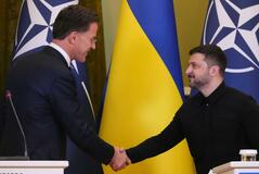 日本、ＮＡＴＯ支援参加へ