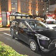 ＬＲＴは先頭車両が破損　軌道に進入の乗用車が衝突　上下線で30分間運転見合わせ　宇…