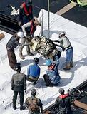 空自練習機の引き揚げ作業開始