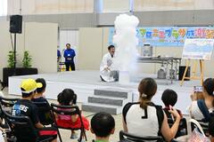 マロニエプラザ 多彩な８２ブース