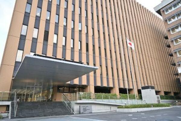 　山梨県警察本部＝２０２０年、甲府市