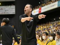 「コーチの子どもたちに勝利ささげる」　宇都宮ブレックス　ジーコ・コロネ…