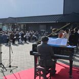 ストリートピアノ全国同時演奏、被災地へ届け　日光の道の駅で追悼セレモニー