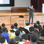 「二度とあってはならない」　被爆体験伝承者・沖本さん（広島）児童に講話…