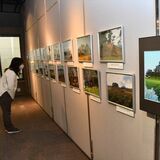 “日本一美しい古墳”の魅力発信　大田原・侍塚古墳の写真展、28日まで　なす風土記の丘湯津上資料館　