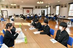 地域課題、市職員に取材