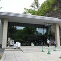まるで神殿のよう？　宇都宮の大谷資料館がエントランス改築　年内にさらなるリニューアルも予定