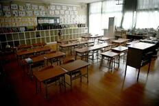 日本の教員、仕事時間は世界最長