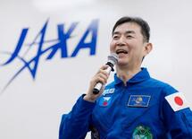 油井亀美也飛行士、帰国し会見