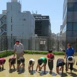 都内ビル屋上で田植え　宇都宮の市民団体が指導　鬼怒川が結ぶ縁