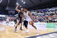 ブレックス今季初勝利　延長の末、大阪に87－82