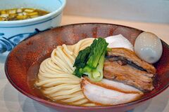【ミヤコレ】煮干しつけ麺全部入り　魅了された煮干しの一杯（煮干し中華そば　カゼノウタ）