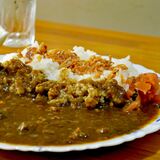 【ミヤコレ】濃厚な濃くとうまみ　牛すじカレー（メグカレー）