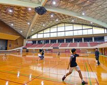 県体育館、３月末で閉館