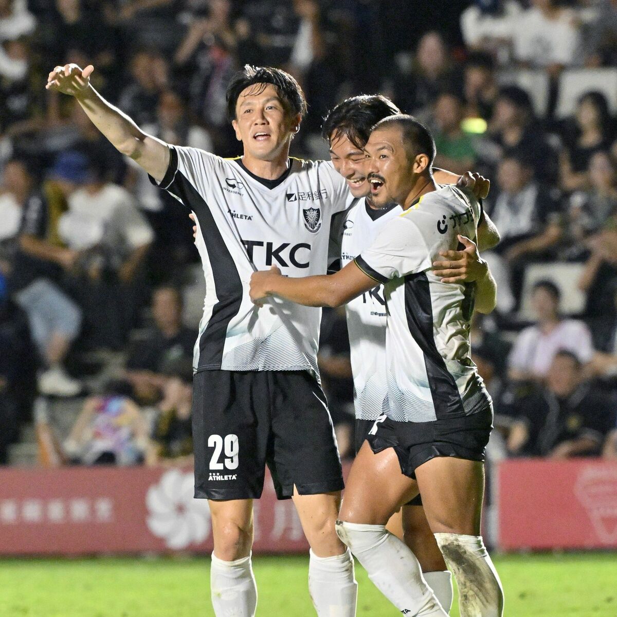栃木SC、1ー0でJ3「栃木ダービー」制す 栃木シティはホーム