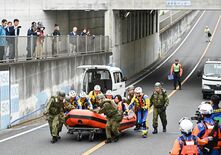 アンダー冠水に備え陸自など62人が合同訓練　過去の事故教訓に