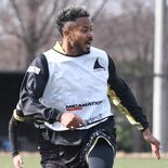 元日本代表、新天地に懸ける思い　「フルシーズン戦い、ゴールも２桁を」　…