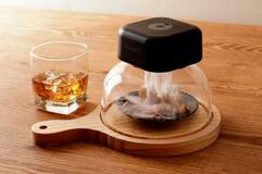 火を使わない卓上燻製器