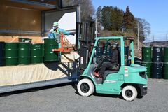 産廃不法投棄、栃木県が行政代執行を開始　県内12市町、本年度は400立方メートル処分