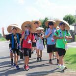 小学生が100キロ「徒歩の旅」　児童38人、芳賀地区１市４町巡る