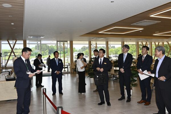 新施設内で行われた内覧会の様子