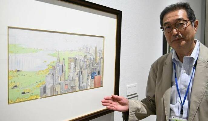 「ニューヨーク、キングコング」などの作品が並ぶ会場