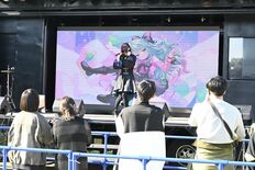 小山市で「ぶいふぇす」初開催　野外で音楽と食楽しむ　VTuber社長が…