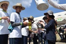 【大高85キロ強歩】記者たちも歩いて感じた、痛みと感謝と青春　下野新聞…
