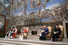 ローマ教皇、英国王と面会