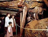 銅山観光に活路